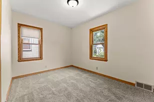 2849 Jersey Ave S, Saint Louis Park, MN 55426 - Photo 16
