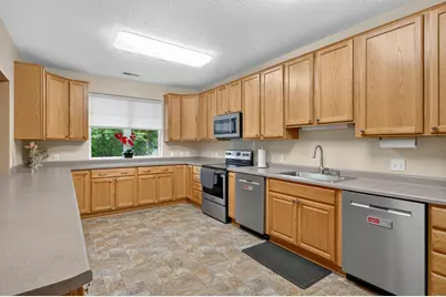 100 Clydesdale Trail #205, Medina, MN 55340 - Photo 24