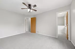 1002 Matilda St, Saint Paul, MN 55117 - Photo 12