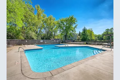 4954 Grenwich Trail N, Oakdale, MN 55128 - Photo 4