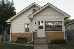 1428 Hazel St N, Saint Paul, MN 55119 - Photo 1