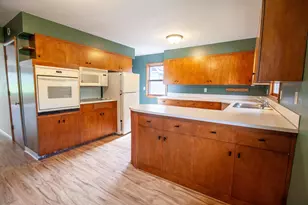 919 N Park St, Fergus Falls, MN 56537 - Photo 4