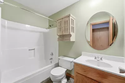 307 Walnut Street #3, Saint Paul, MN 55102 - Photo 8