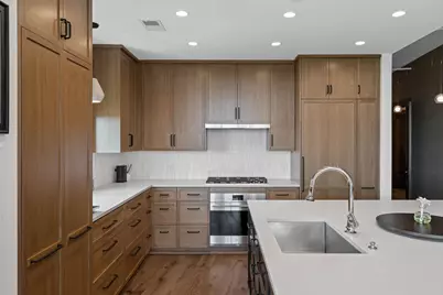 100 2nd Street NE #A560, Minneapolis, MN 55413 - Photo 4