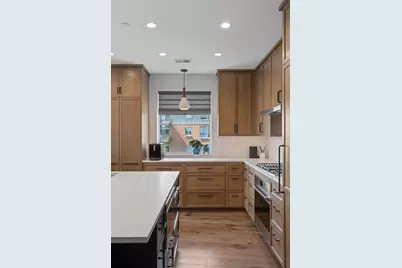 100 2nd Street NE #A560, Minneapolis, MN 55413 - Photo 8