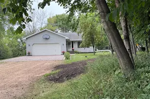 301 Myrick St, Le Sueur, MN 56058 - Photo 1