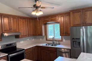 301 Myrick St, Le Sueur, MN 56058 - Photo 10