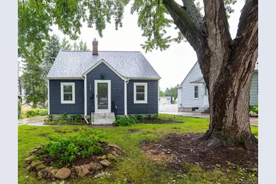 772 Iowa Avenue W, Saint Paul, MN 55117 - Photo 2