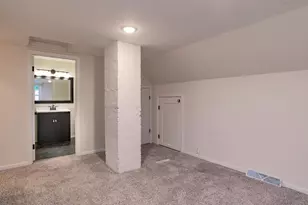 772 Iowa Ave W, Saint Paul, MN 55117 - Photo 16