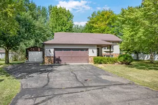 6307 18th St N, Saint Cloud, MN 56303 - Photo 2