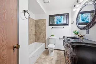 708 California St NW, Hutchinson, MN 55350 - Photo 14