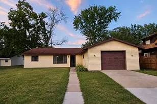360 Elm St S, Prescott, WI 54021 - Photo 2