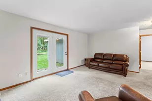 2966 Thunder Bay Rd, Little Canada, MN 55117 - Photo 28