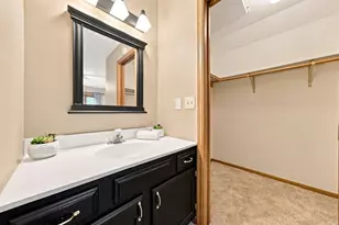 619 Birchwood Ave, White Bear Lake, MN 55110 - Photo 16