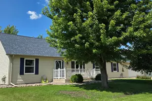 304 Paul Hanson Dr, Clarks Grove, MN 56016 - Photo 114
