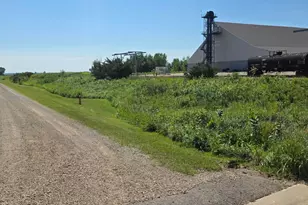 304 Paul Hanson Dr, Clarks Grove, MN 56016 - Photo 28