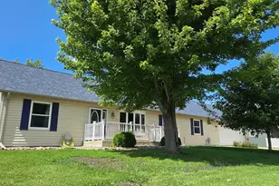 304 Paul Hanson Dr, Clarks Grove, MN 56016 - Photo 116