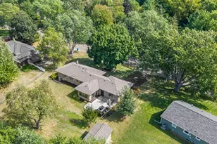 1619 Constance Dr E, Golden Valley, MN 55422 - Photo 48