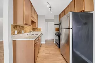 3540 Hennepin Ave, Minneapolis, MN 55408 - Photo 8