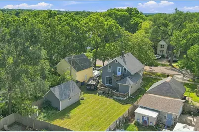 719 5th Avenue NW, Faribault, MN 55021 - Photo 4