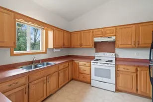 3719 Reed Rd, Saint Bonifacius, MN 55375 - Photo 4