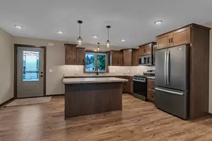 107 Barry Loop NW, Richmond, MN 56368 - Photo 4