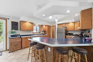 201 White St S, Comfrey, MN 56019 - Photo 8