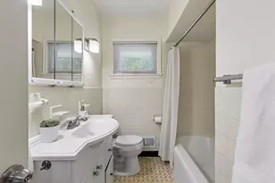 2131 Perry Ave N, Golden Valley, MN 55422 - Photo 24