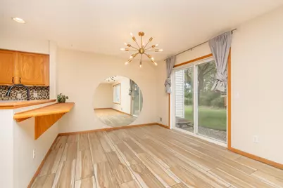 15570 Finch Avenue, Apple Valley, MN 55124 - Photo 12