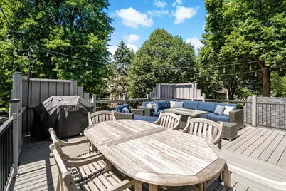 2400 Irving Avenue S, Minneapolis, MN 55405 - Photo 16