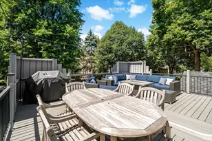 2400 Irving Ave S, Minneapolis, MN 55405 - Photo 16