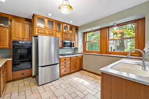 2400 Irving Ave S, Minneapolis, MN 55405 - Photo 38