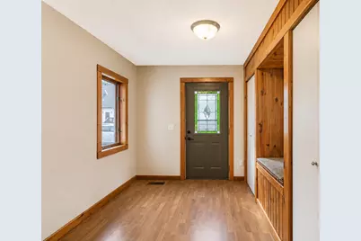 1008 Quincy Street, North Mankato, MN 56003 - Photo 2