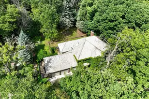 4905 Safari Ct S, Eagan, MN 55122 - Photo 4