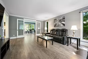 4905 Safari Ct S, Eagan, MN 55122 - Photo 8