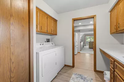 1685 6th Avenue W, Shakopee, MN 55379 - Photo 10