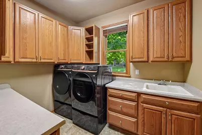 561 Bighorn Drive, Chanhassen, MN 55317 - Photo 30