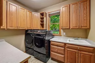 561 Bighorn Dr, Chanhassen, MN 55317 - Photo 30