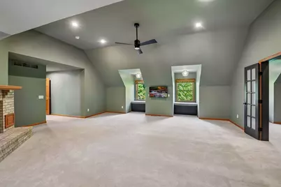 561 Bighorn Drive, Chanhassen, MN 55317 - Photo 34