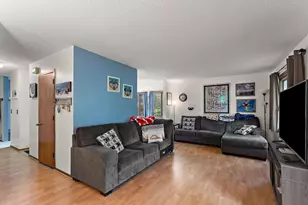 2460 Crestwood Dr, North Saint Paul, MN 55109 - Photo 4