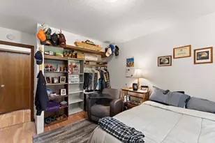2460 Crestwood Dr, North Saint Paul, MN 55109 - Photo 18
