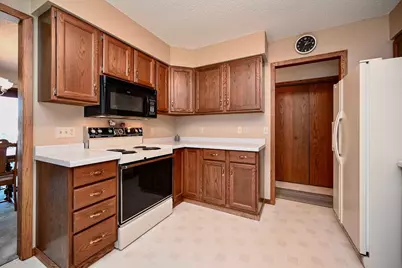 30 Tews Avenue, Lewiston, MN 55952 - Photo 6