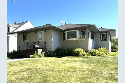 2418 8th Avenue E, Hibbing, MN 55746 - Photo 1