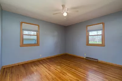209 Hillcrest Way, Le Sueur, MN 56058 - Photo 12