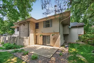18661 Clear View Ct, Minnetonka, MN 55345 - Photo 1