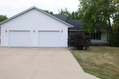 407 Siemers Court, Breckenridge, MN 56520 - Photo 2