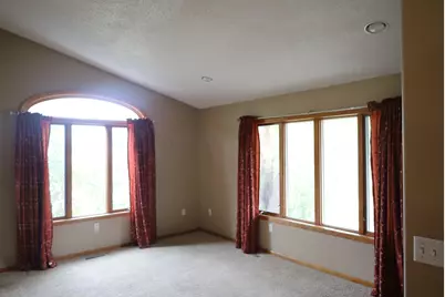 407 Siemers Court, Breckenridge, MN 56520 - Photo 10
