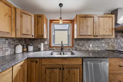 25115 Lamb Avenue, Kenyon, MN 55946 - Photo 16