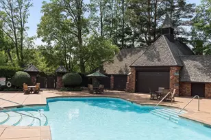 425 Carpenters Pt, Wayzata, MN 55391 - Photo 8