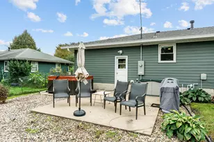 1709 14th St E, Glencoe, MN 55336 - Photo 38
